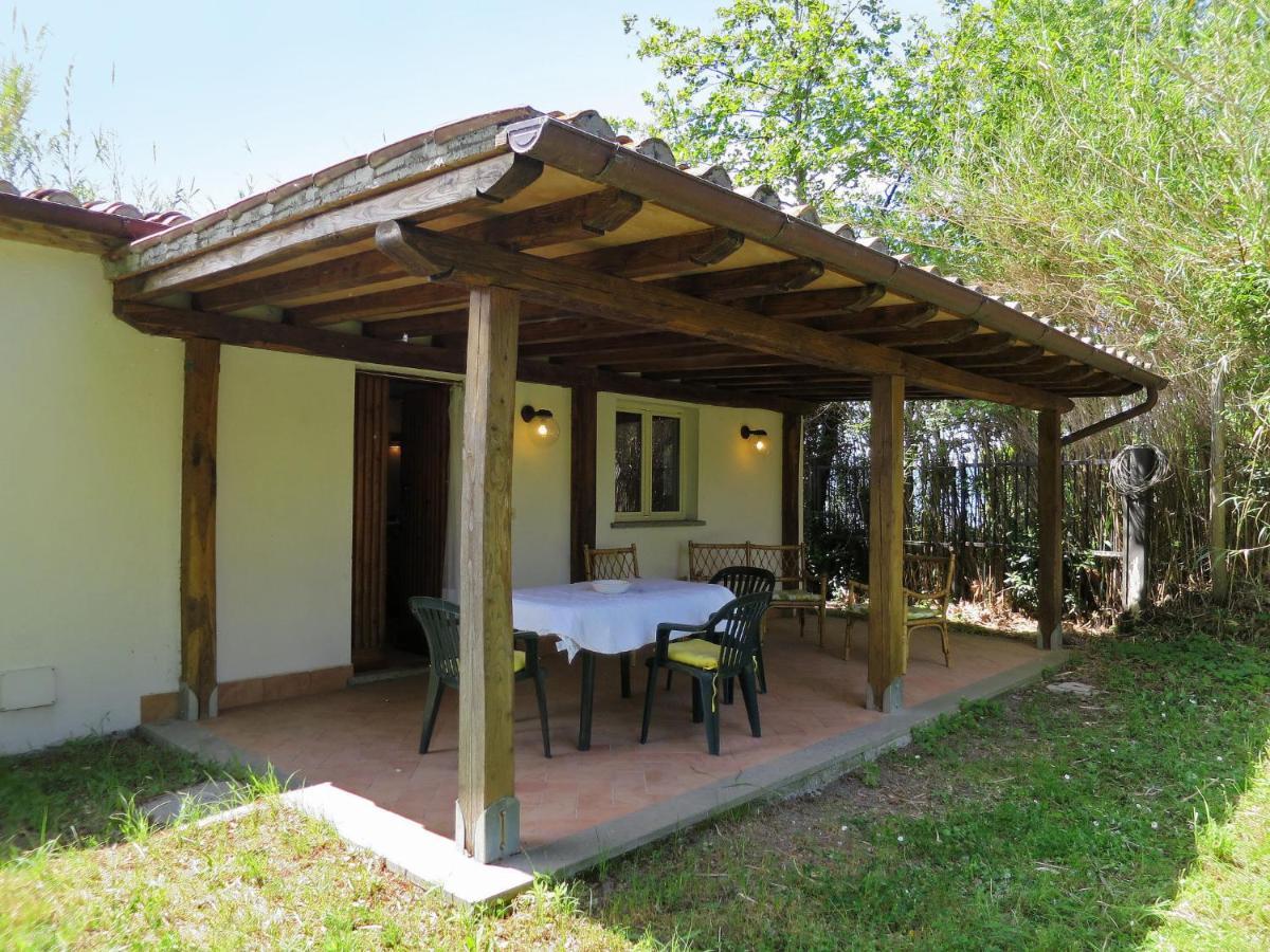 Holiday Home Chalet Del Lago By Interhome Больсена Экстерьер фото
